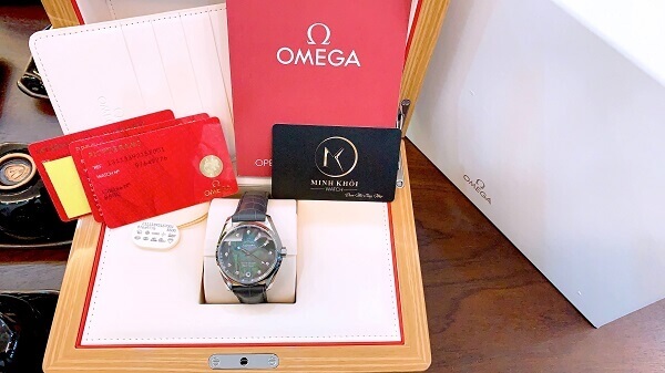 Đồng hồ Omega 23113392157001