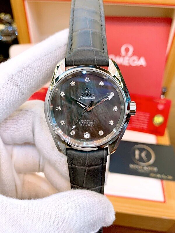 Đồng hồ Omega 23113392157001