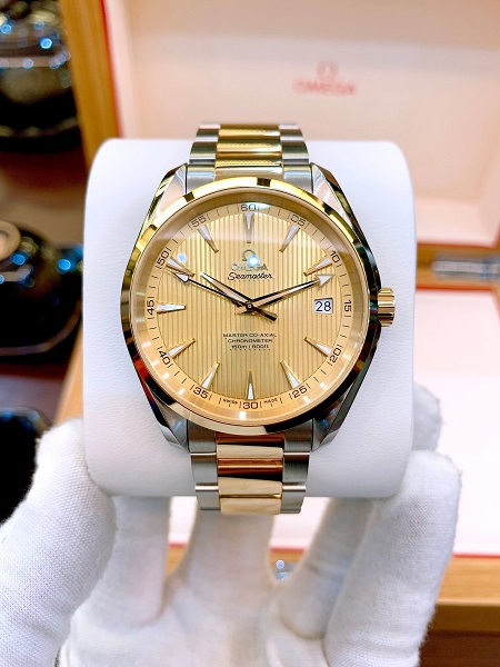 Đồng hồ Omega 23120422108001