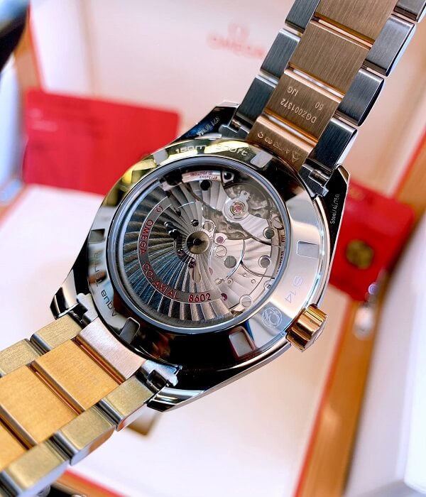 Đồng hồ Omega 231.20.42.22.06.001