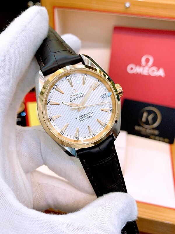 Đồng hồ Omega 23123392102002