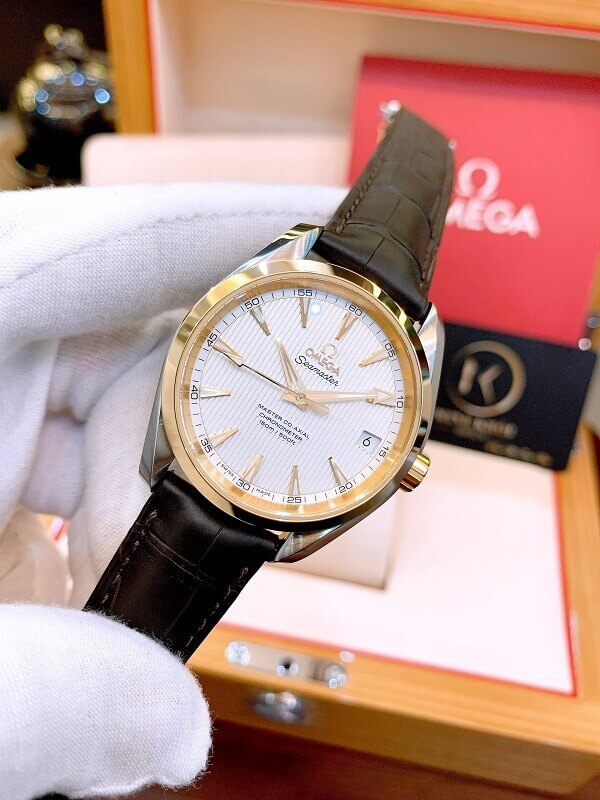 Đồng hồ Omega 23123392102002
