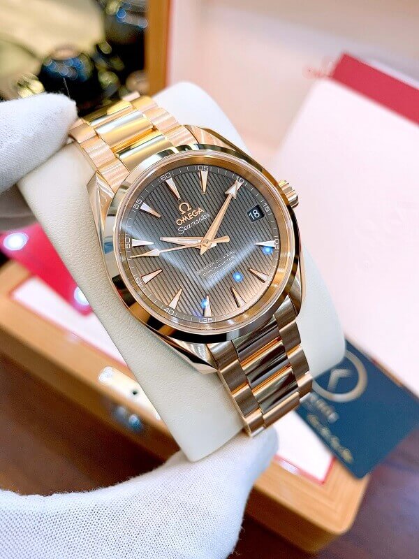 Đồng hồ Omega 23150392106003