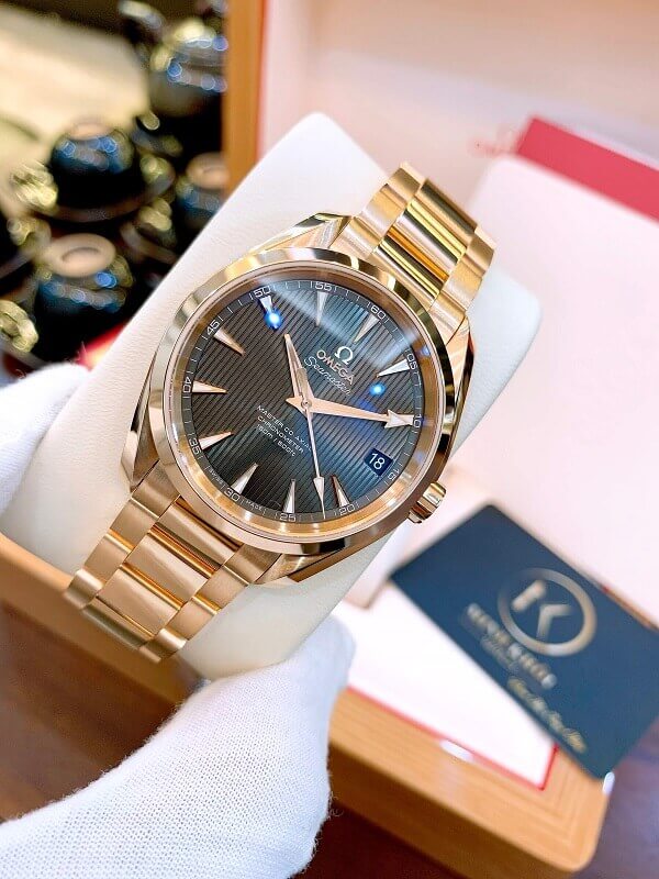Đồng hồ Omega 23150392106003