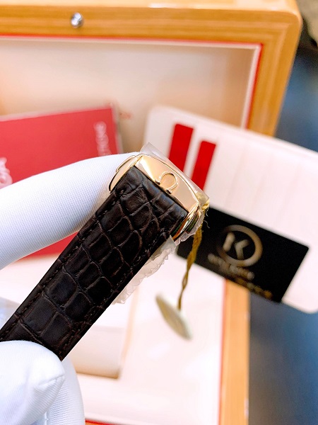 Đồng hồ Omega 23153392206001
