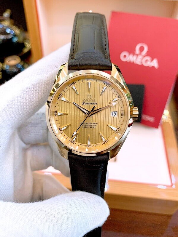 Đồng hồ Omega 23153422108001