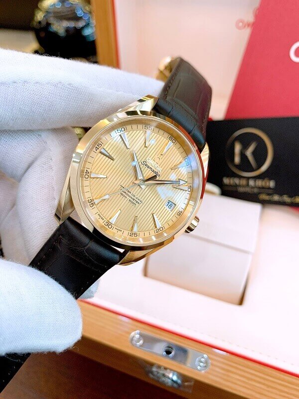 Đồng hồ Omega 23153422108001