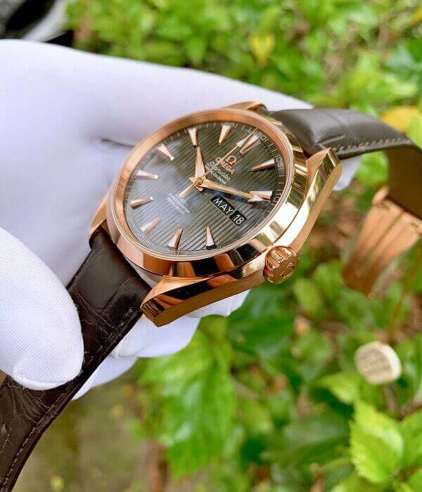 Đồng hồ Omega 231.53.43.22.06.003