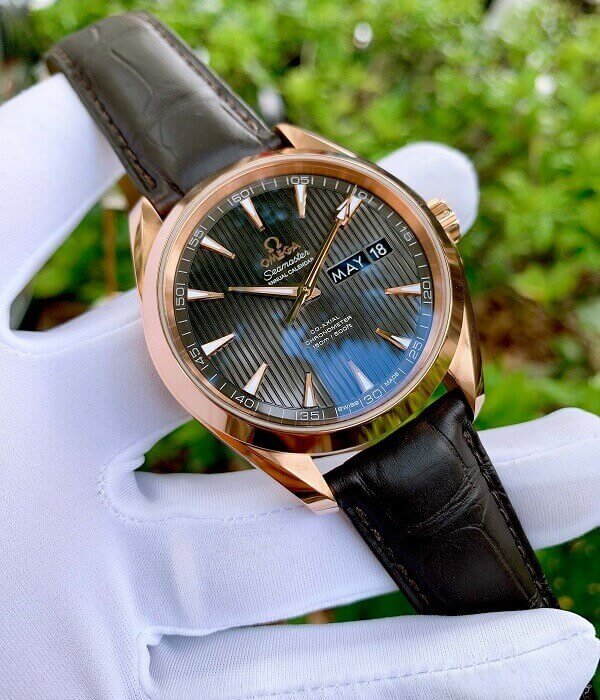 Đồng hồ Omega 231.53.43.22.06.003