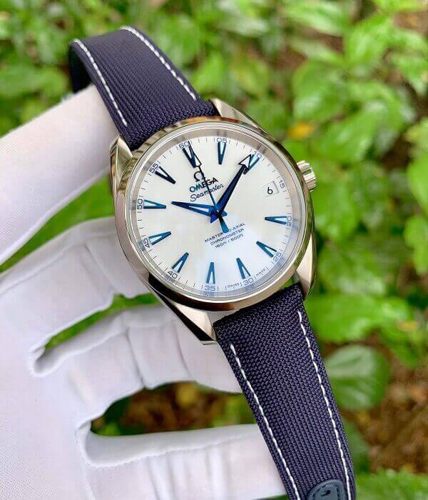 Đồng hồ Omega 231.92.39.21.04.001