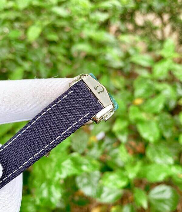 Đồng hồ Omega 231.92.39.21.04.001