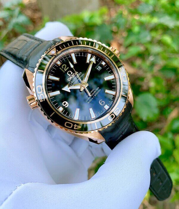 Đồng hồ Omega 232.63.42.21.01.001