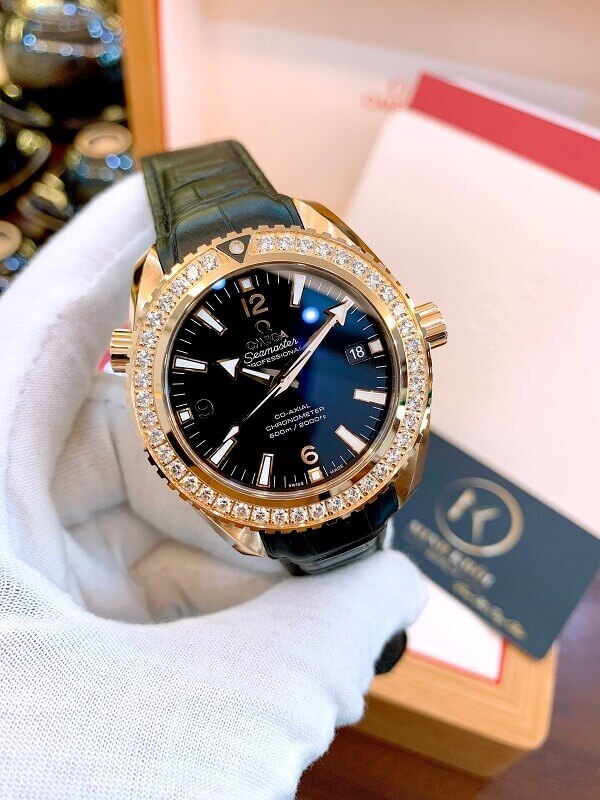 Đồng hồ Omega 23258422101001