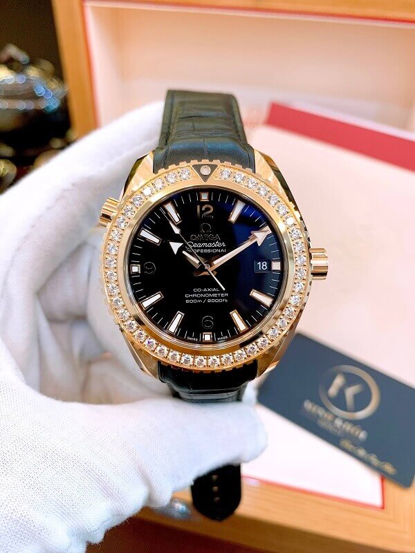 Đồng hồ Omega 23258422101001