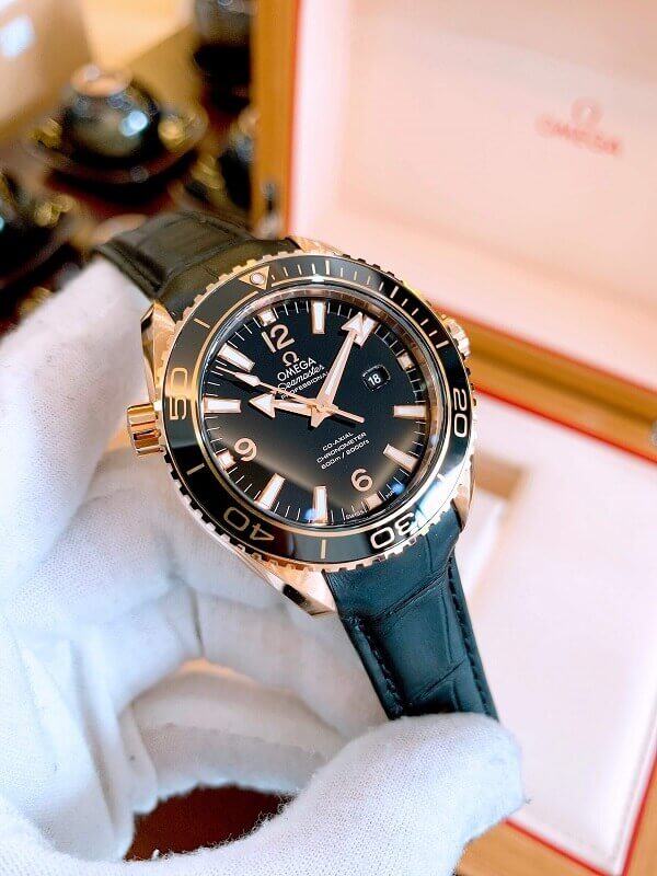 Đồng hồ Omega 23263382001001