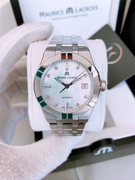 Đồng hồ Maurice Lacroix AI6007-SS002-170-1