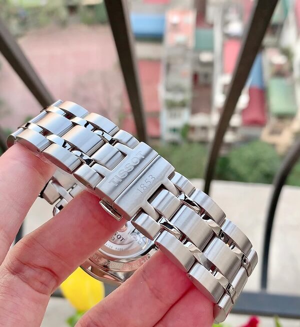 Đồng hồ Tissot T0354281103100